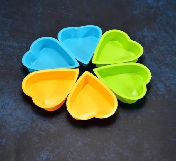 Heart-shaped Mold Silicone Mold Cake Mold Cake Tools Baking Tools Bakeware Cake Tool (pack of 6)